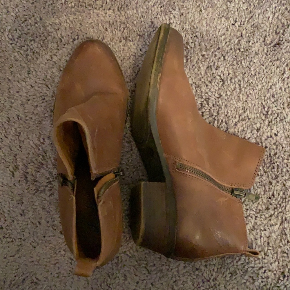 7.5 lucky brand booties